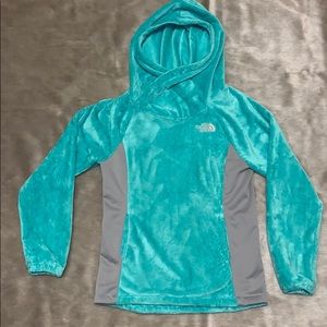 The North Face- Hooded Fleece Pullover- Medium
